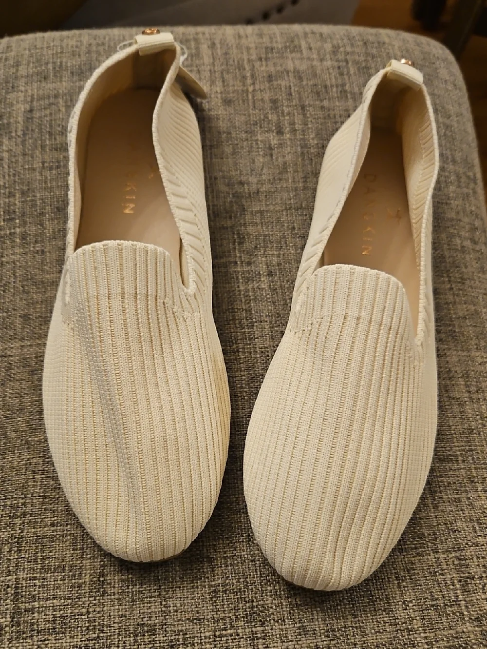 Danskin Cream Ribbed Slip-On Loafers